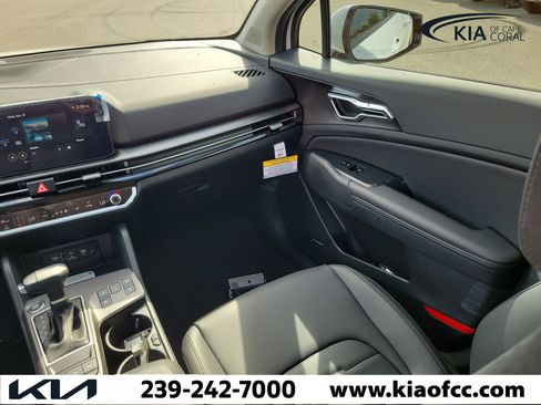 New 2026 Kia Sportage SX FWD image 17