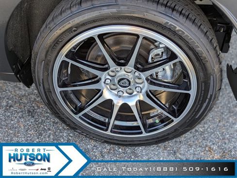 Used 2024 Nissan Kicks SR image 9