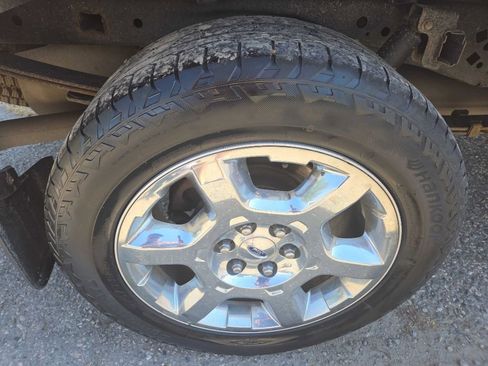 Used 2014 Ford F150 Lariat w/ Equipment Group 502A Luxury image 24