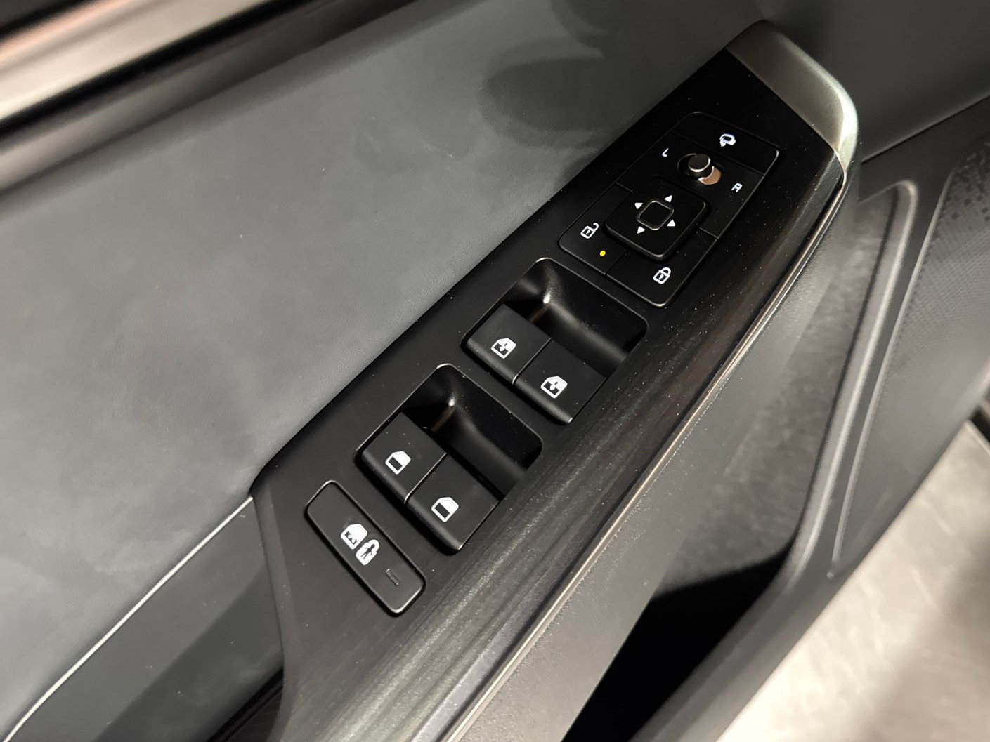 New 2026 Kia EV6 Wind AWD/4WD image 22