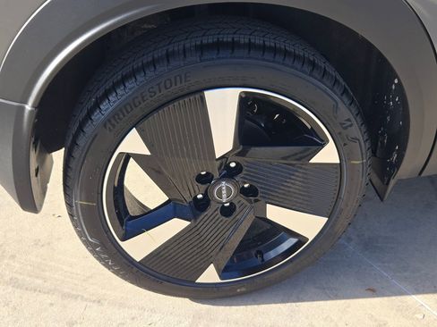 New 2026 Nissan Kicks SR image 20