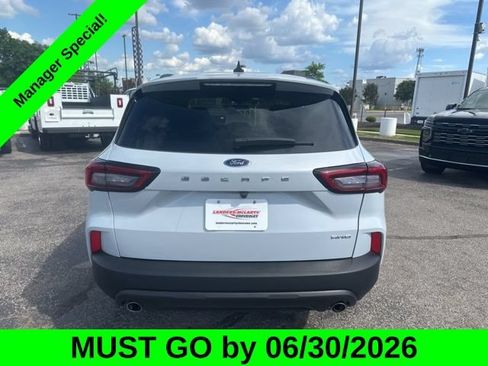 Used 2025 Ford Escape ST-Line Select AWD/4WD image 4