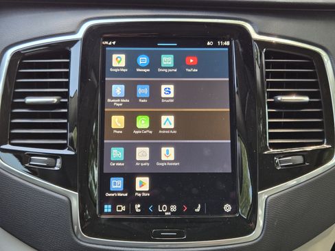 Certified 2025 Volvo XC90 T8 Plus w/ Protection Package Premier image 27