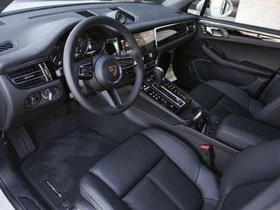 New 2025 Porsche Macan