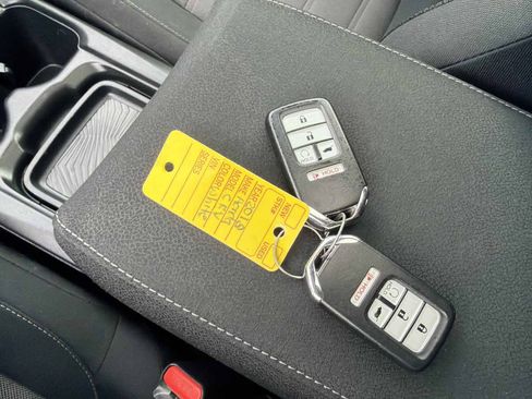 Used 2018 Honda CR-V EX image 33