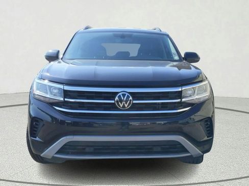 Used 2023 Volkswagen Atlas SE image 2