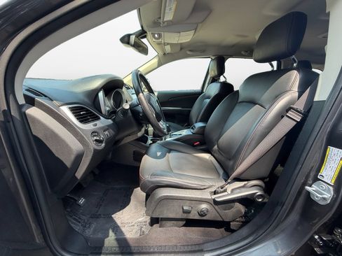 Used 2019 Dodge Journey GT AWD/4WD image 10
