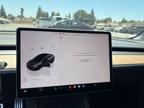 Used 2023 Tesla Model 3 Performance AWD/4WD image 18