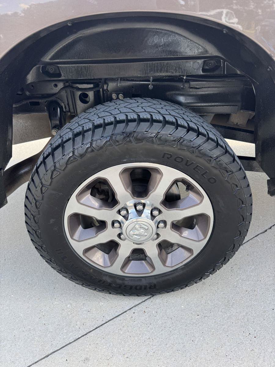 Used 2022 RAM 2500 Limited AWD/4WD image 21