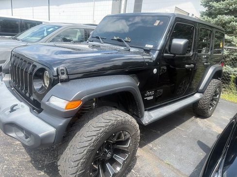 Used 2019 Jeep Wrangler Unlimited Sport S AWD/4WD image 2