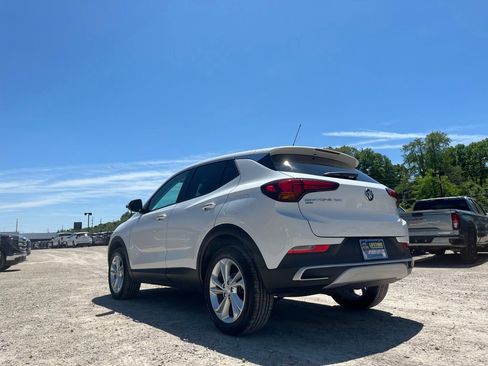 Used 2023 Buick Encore GX Preferred w/ Cold Weather Comfort Package AWD/4WD image 10