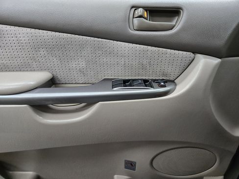 Used 2007 Toyota Sienna LE w/ LE Pkg 4 image 15