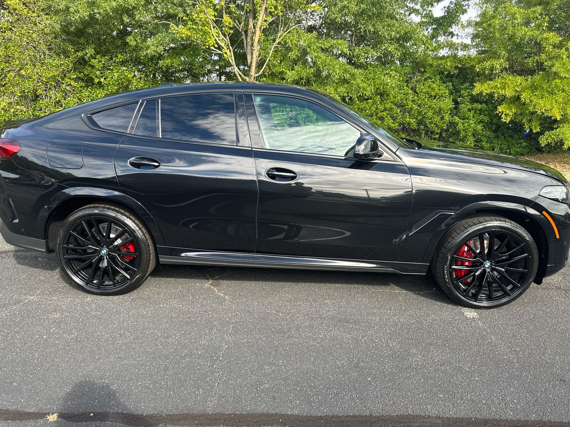 New 2027 BMW X6 M60i AWD/4WD image 34