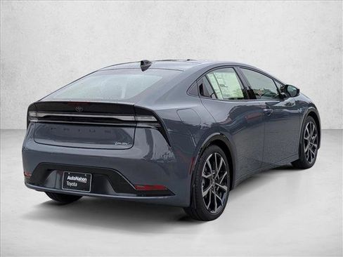 New 2026 Toyota Prius Plug-In Hybrid FWD image 2