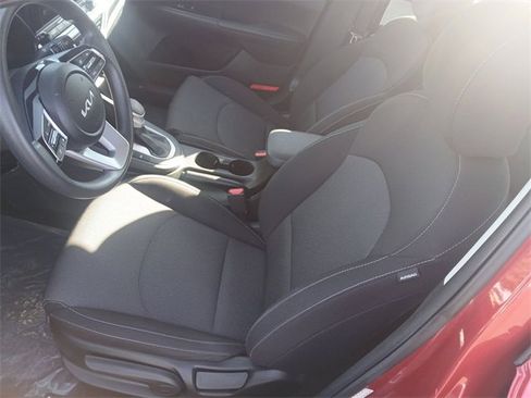 Certified 2023 Kia Forte LXS image 11