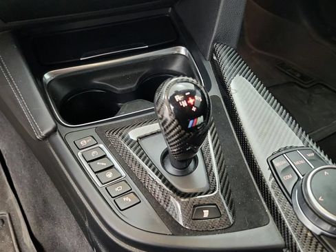Used 2020 BMW M4 Coupe w/ Competition Package RWD image 31