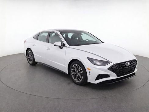 Used 2023 Hyundai Sonata SEL w/ Convenience Package FWD image 2