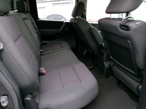 Used 2011 Nissan Titan SV w/ SV Premium Utility Pkg image 11