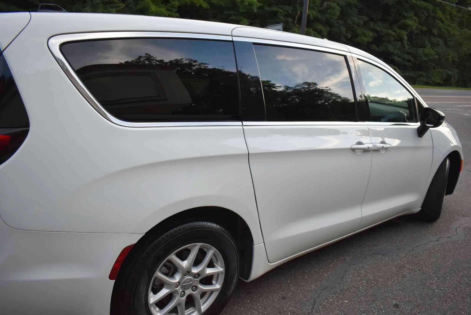 Used 2025 Chrysler Pacifica Select FWD image 58