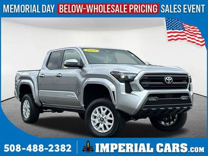 Used 2025 Toyota Tacoma SR5
