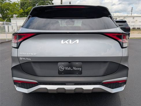 Used 2025 Kia Sportage LX FWD image 47