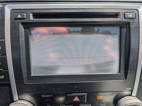 Used 2014 Toyota Camry LE FWD image 15