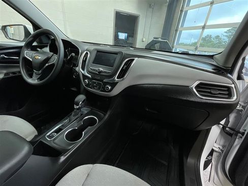 Used 2022 Chevrolet Equinox LT FWD image 28