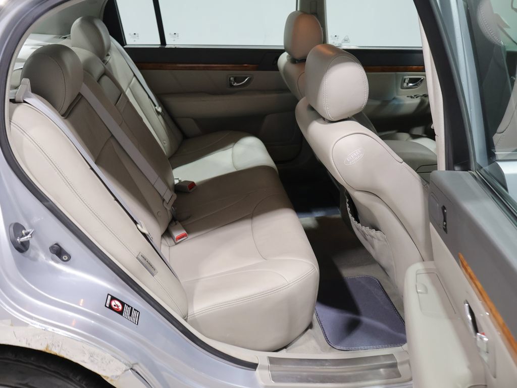 Used 2006 Kia Amanti FWD image 24