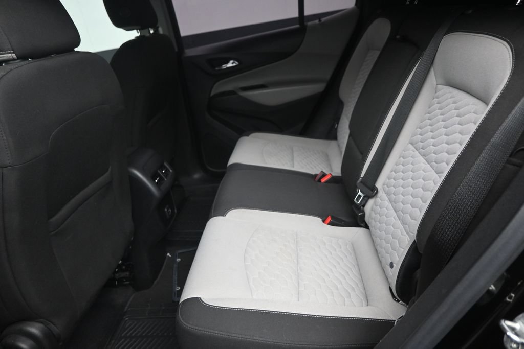 Used 2020 Chevrolet Equinox LS FWD image 14