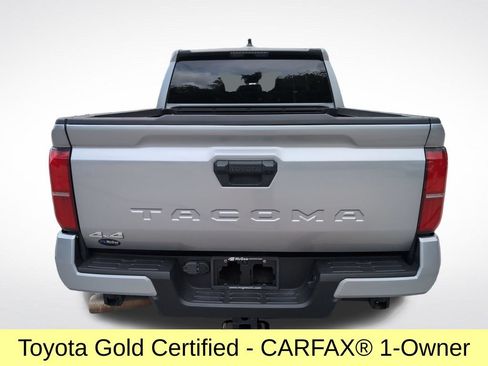 Certified 2024 Toyota Tacoma SR5 AWD/4WD image 5
