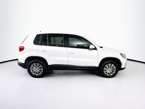 Used 2017 Volkswagen Tiguan S FWD image 10