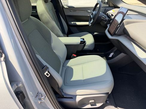 New 2026 Volvo EX30 Cross Country Ultra AWD/4WD image 9