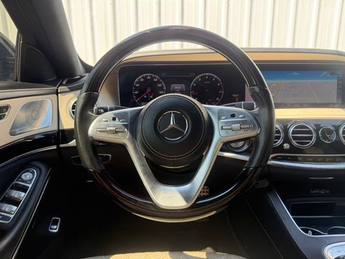 Used 2020 Mercedes-Benz S 560 Sedan image 14