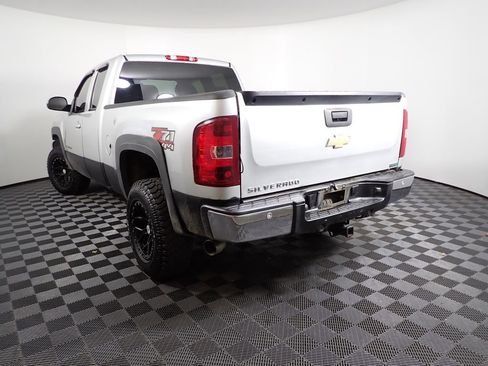 Used 2011 Chevrolet Silverado 1500 LT w/ All-Star Edition image 9