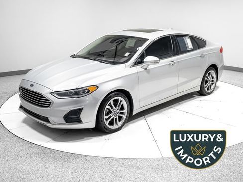 Used 2019 Ford Fusion SEL FWD image 1