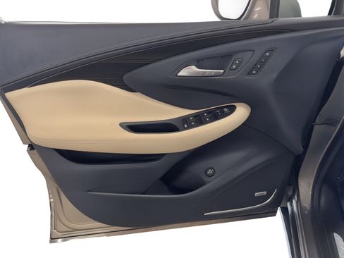 Used 2019 Buick Envision Premium w/ Driver Confidence Package image 14