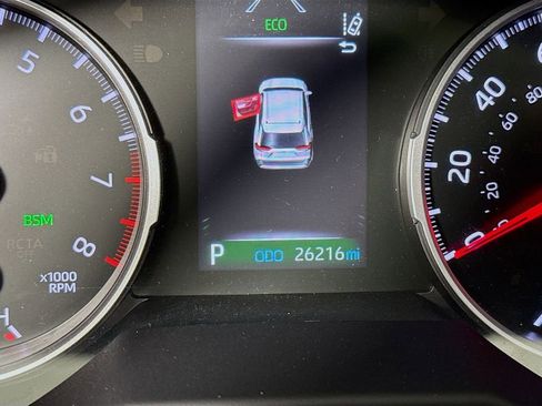 Certified 2022 Toyota RAV4 XLE image 9