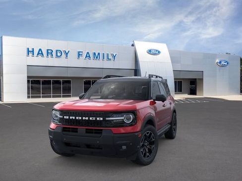 New 2025 Ford Bronco Sport Outer Banks w/ Outer Banks Tech Package+ AWD/4WD image 2