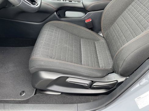 Used 2024 Honda HR-V Sport image 3