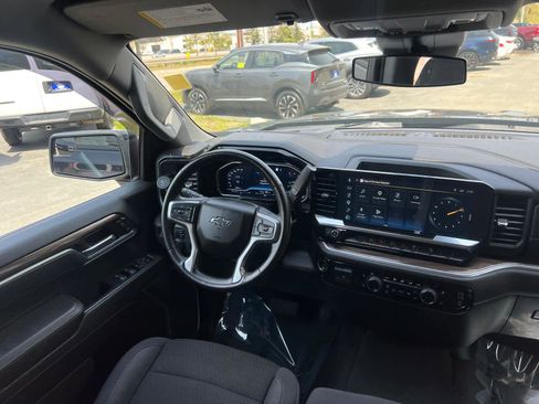 Certified 2023 Chevrolet Silverado 1500 RST w/ Z71 Off-Road Package AWD/4WD image 33