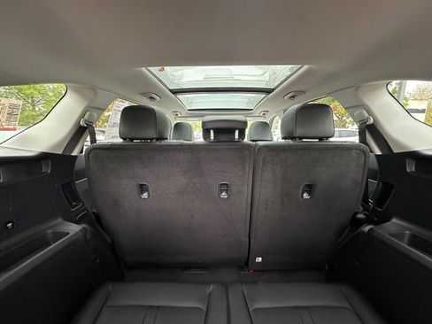 New 2026 Kia Sorento S image 12