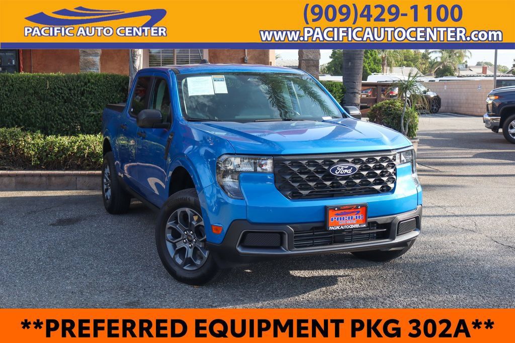 Used 2025 Ford Maverick XLT w/ Equipment Group 302A AWD/4WD image 1