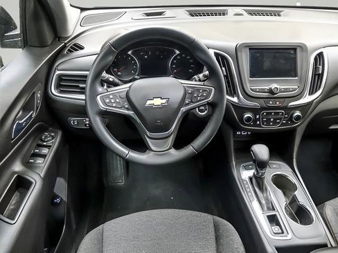 Used 2023 Chevrolet Equinox LT AWD/4WD image 12