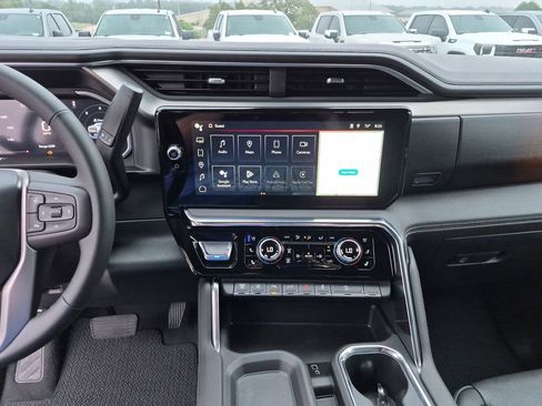 New 2026 GMC Sierra 2500 Denali w/ Denali Reserve Package AWD/4WD image 26