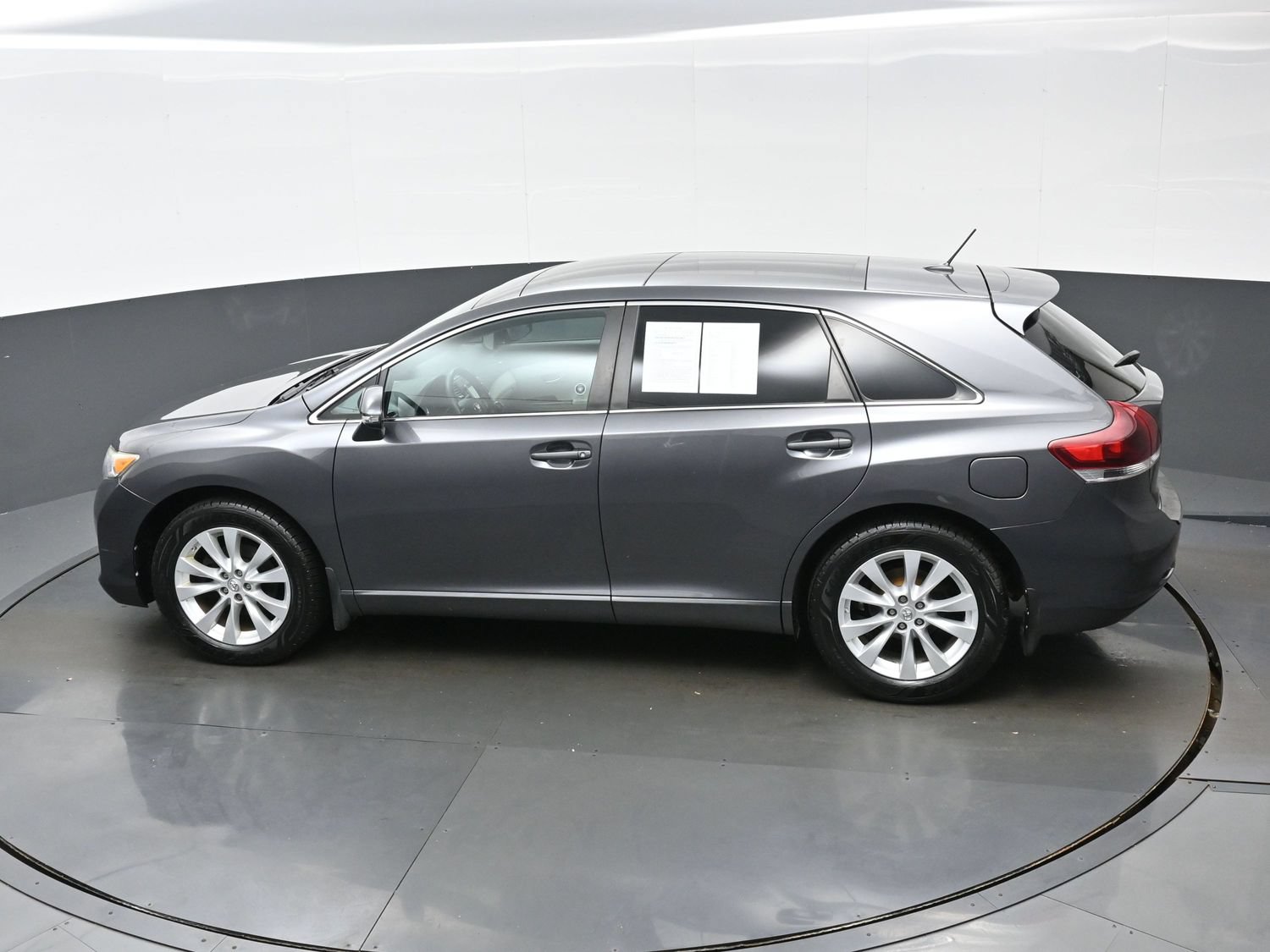 Used 2014 Toyota Venza XLE FWD image 33