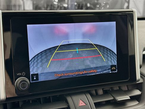 Used 2024 Toyota RAV4 XLE image 23