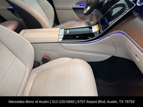 Used 2026 Mercedes-Benz GLC 300 4MATIC image 31