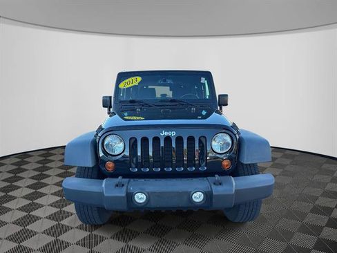 Used 2013 Jeep Wrangler Freedom Edition image 2