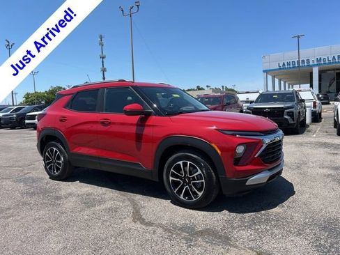 New 2026 Chevrolet TrailBlazer LT FWD image 1