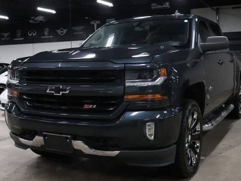 Used 2018 Chevrolet Silverado 1500 LT w/ Texas Edition image 1